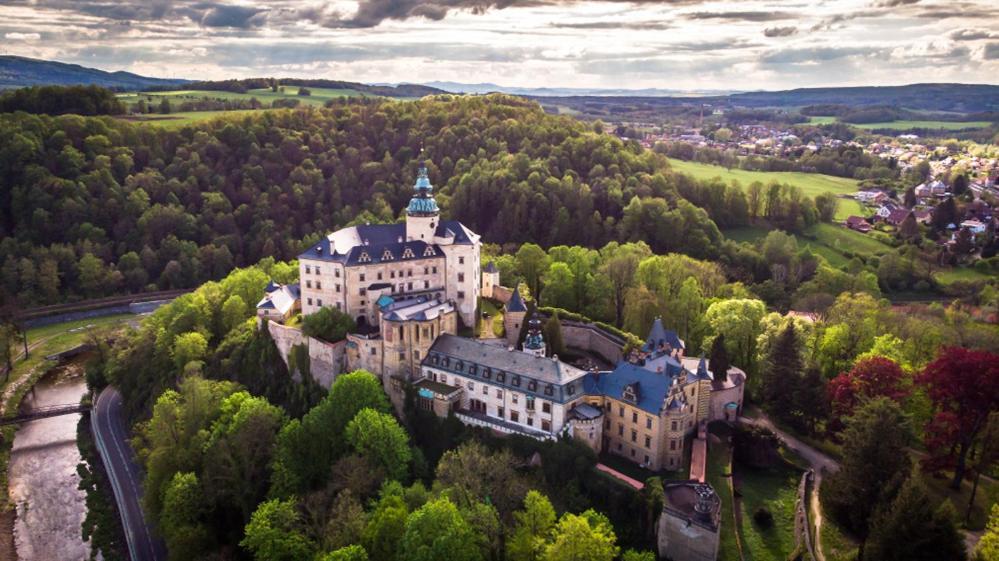Restaurace U Matěje B&B Nove Mesto pod Smrkem Exteriér fotografie